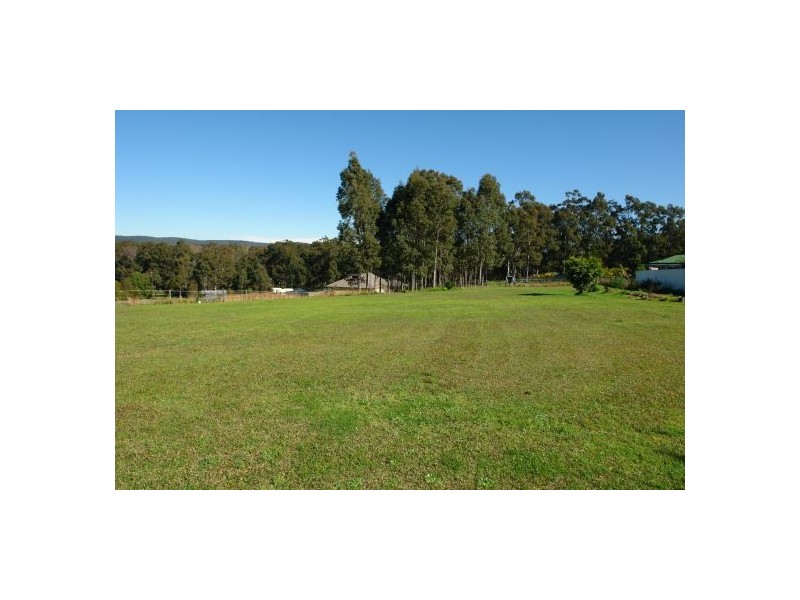 20  Burlington Avenue, Jilliby NSW 2259