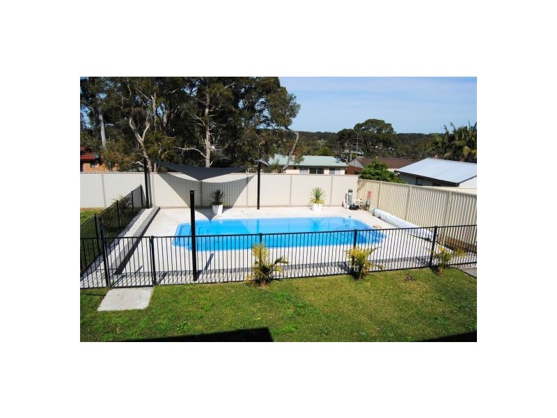 4 Cambridge Avenue, Kanwal NSW 2259