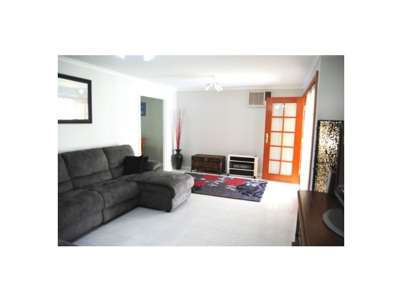 4 Cambridge Avenue, Kanwal NSW 2259