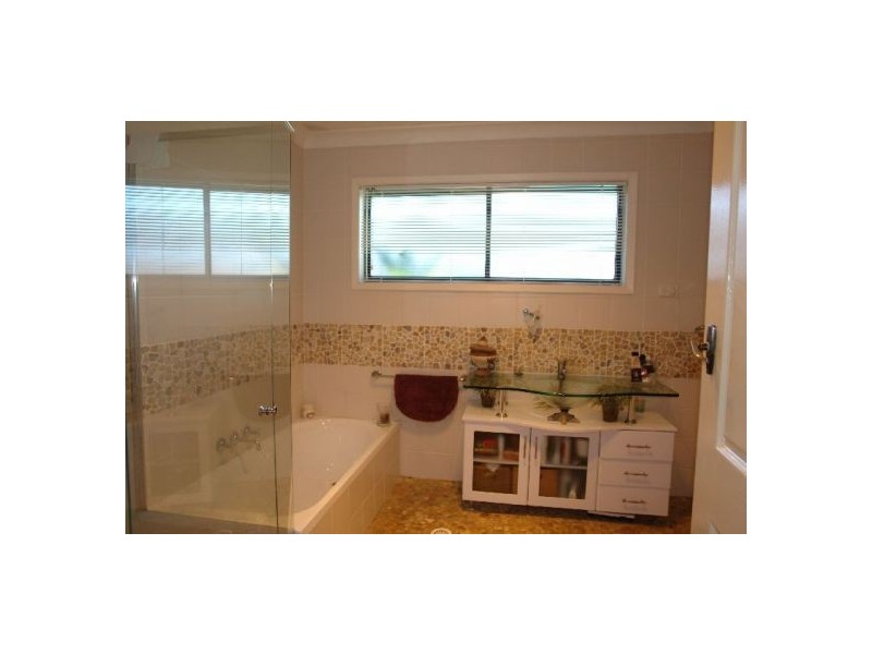 183  Pollock  Ave, Wyong NSW 2259