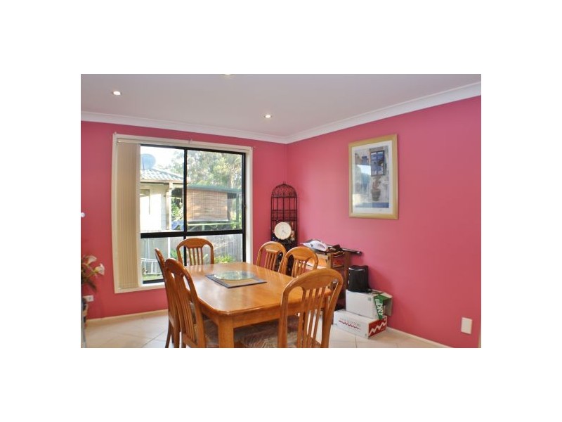 18 Minnamurra Road, Gorokan NSW 2263