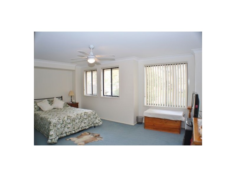 18 Minnamurra Road, Gorokan NSW 2263