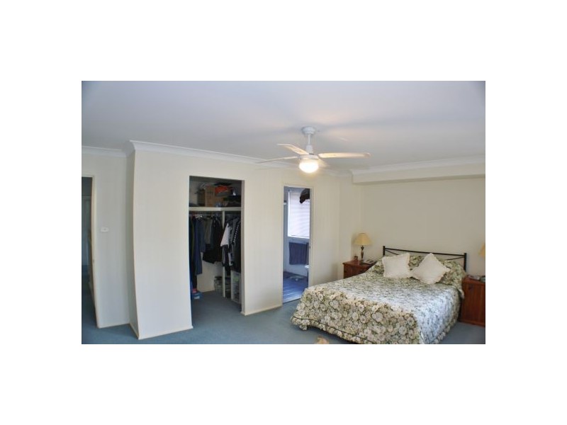 18 Minnamurra Road, Gorokan NSW 2263