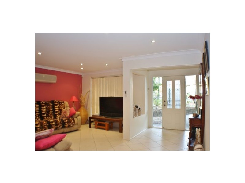 18 Minnamurra Road, Gorokan NSW 2263