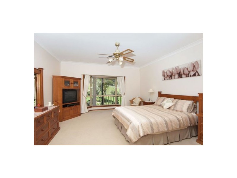 16 Palm Springs Avenue, Glenning Valley NSW 2261
