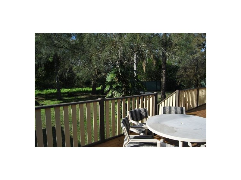 281 Tuggerawong Rd, Tuggerawong NSW 2259