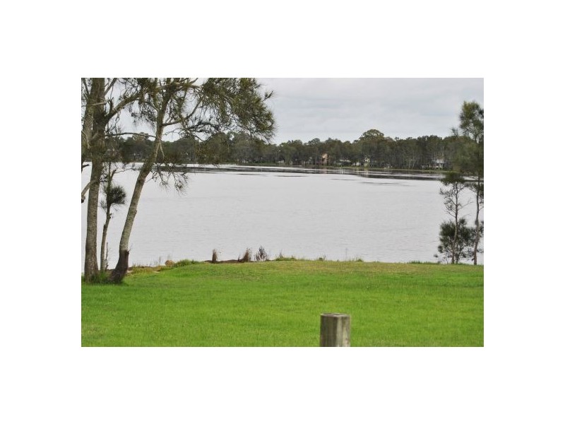 281 Tuggerawong Rd, Tuggerawong NSW 2259