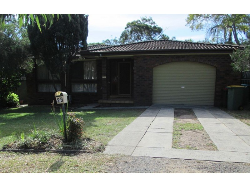 29 Inderan Ave, Lake Haven NSW 2263
