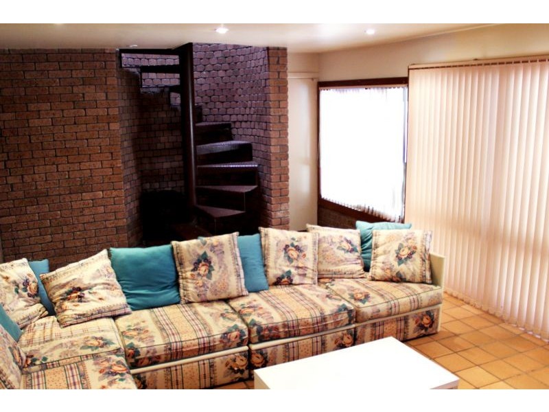 134 Marks Road, Gorokan NSW 2263