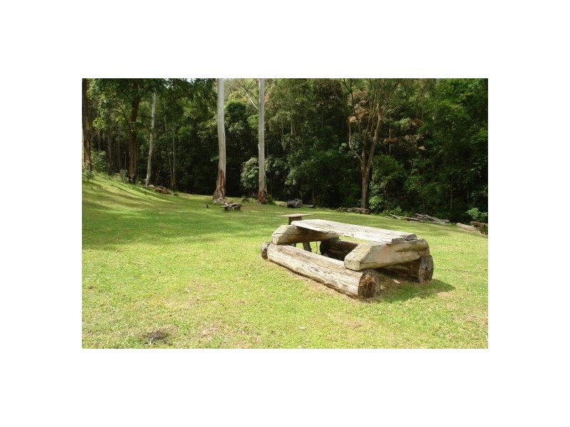 1821 Yarramalong Road, Yarramalong NSW 2259