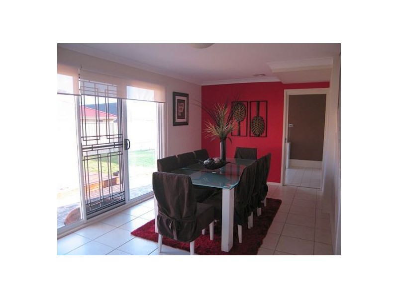 10 Vulcan Close, Hamlyn Terrace NSW 2259