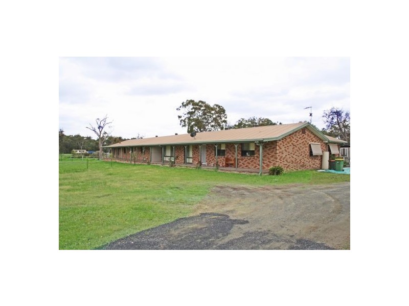 135 Bruce Crescent, Warnervale NSW 2259