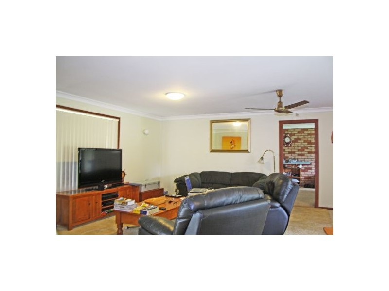 135 Bruce Crescent, Warnervale NSW 2259