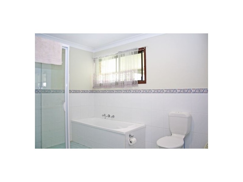 135 Bruce Crescent, Warnervale NSW 2259