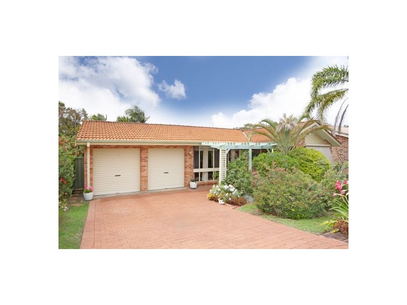 31 Twin Lakes Drive, Lake Haven NSW 2263