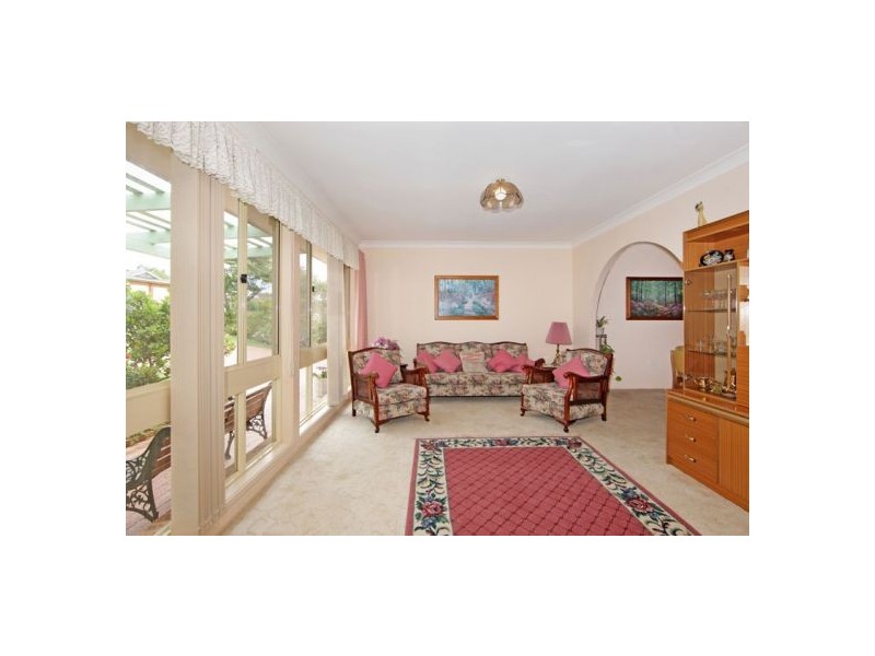 31 Twin Lakes Drive, Lake Haven NSW 2263