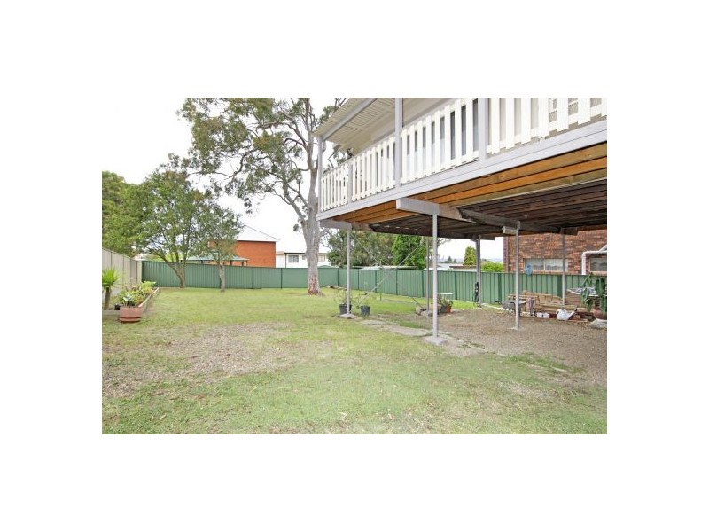 65 Arlington Street, Gorokan NSW 2263