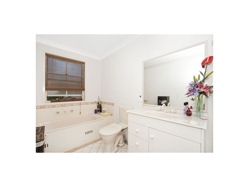 2/8 Hawthorn Place, Mardi NSW 2259