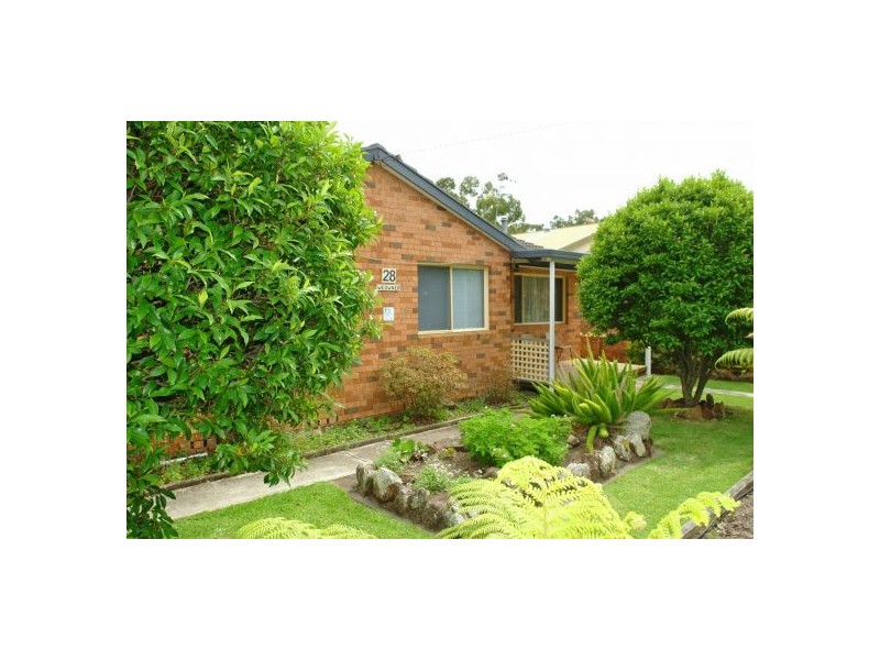 28 Cadonia Road, Tuggerawong NSW 2259