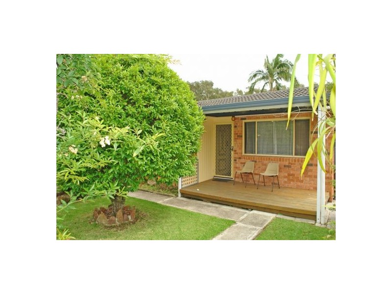 28 Cadonia Road, Tuggerawong NSW 2259