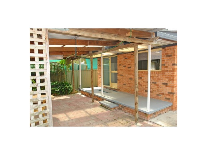 28 Cadonia Road, Tuggerawong NSW 2259