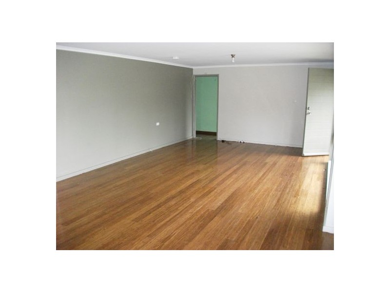 8 Somers Drive, Watanobbi NSW 2259