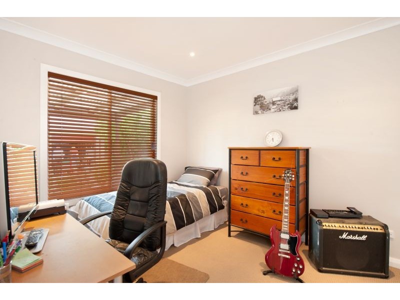 8 Anchor Avenue, Toukley NSW 2263