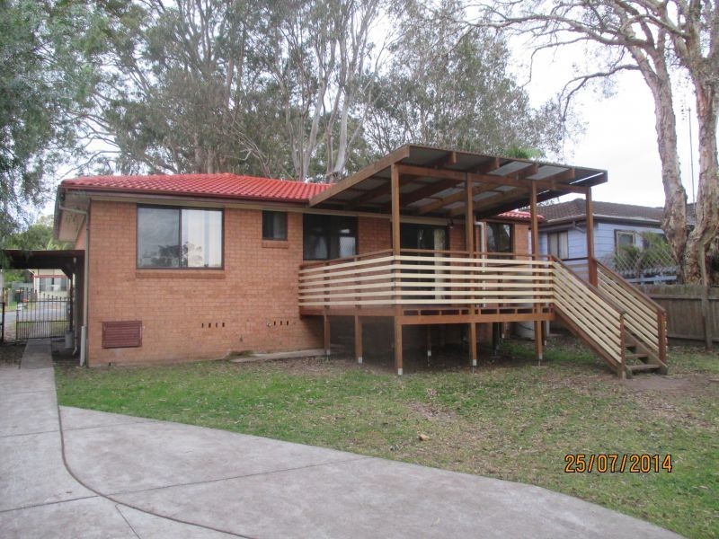 3 Norah Avenue, Charmhaven NSW 2263