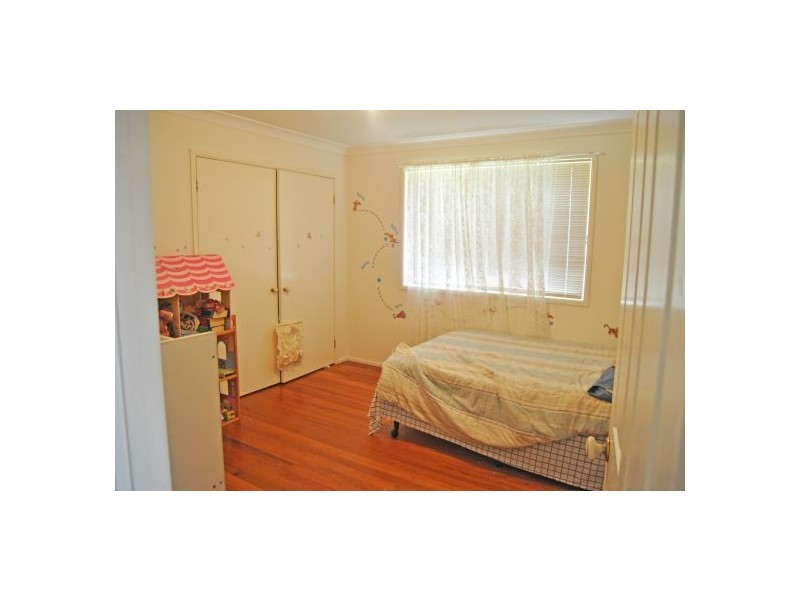 8 Mascord Avenue, Wadalba NSW 2259