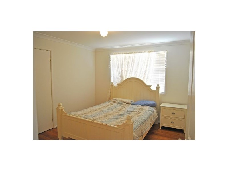 8 Mascord Avenue, Wadalba NSW 2259