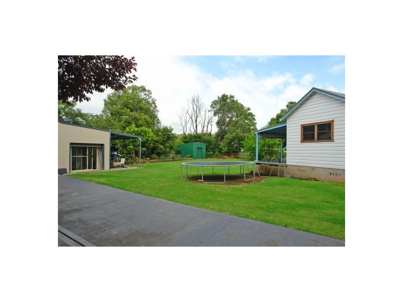 11 Boyce Avenue, Wyong NSW 2259