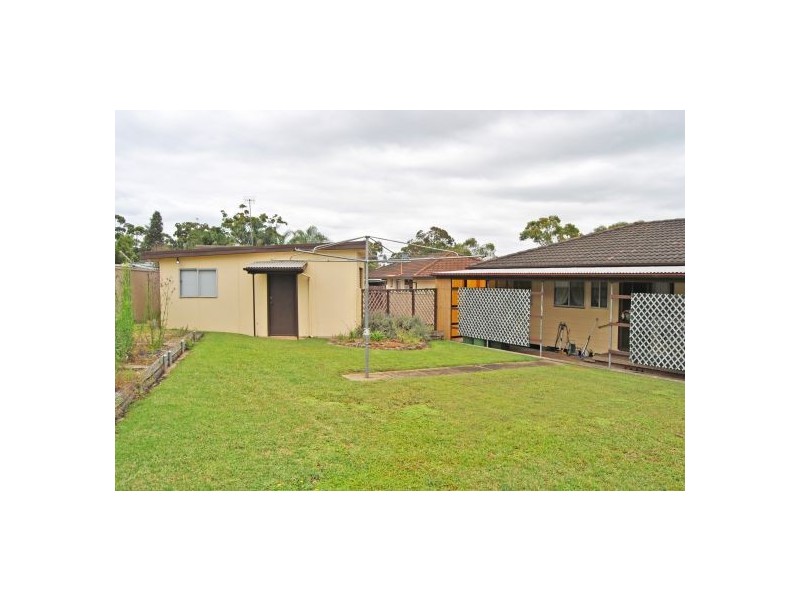 81 Phyllis Avenue, Kanwal NSW 2259