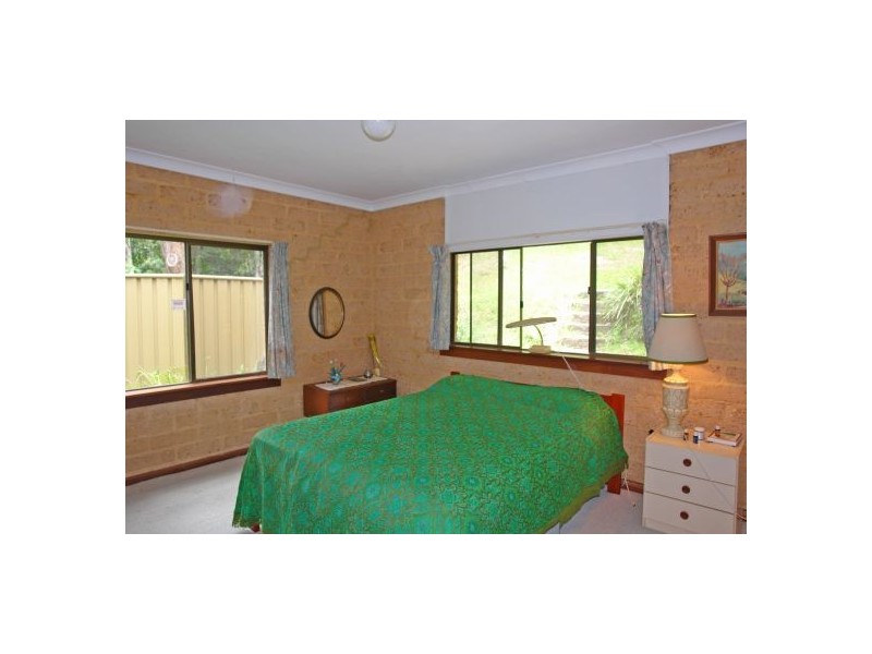 1 Heathcliff Close, Fountaindale NSW 2258