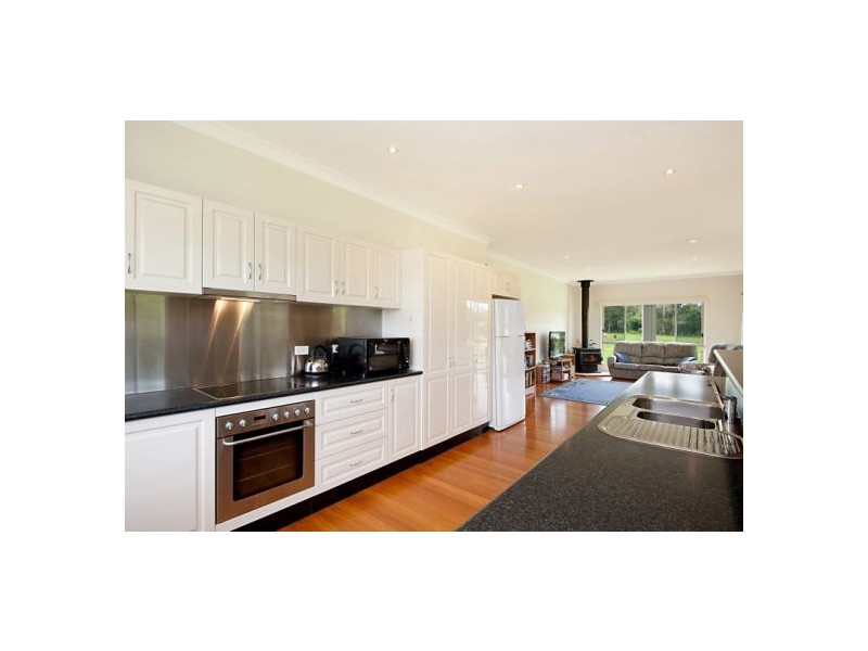 621 Jilliby Road, Jilliby NSW 2259