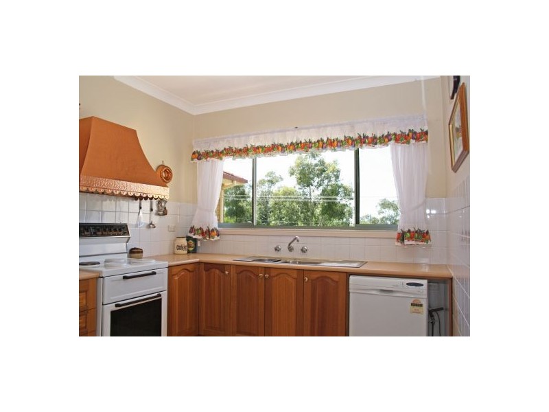 30 Donald Avenue, Kanwal NSW 2259