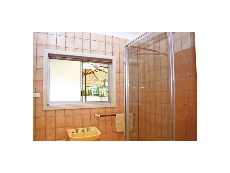 30 Donald Avenue, Kanwal NSW 2259