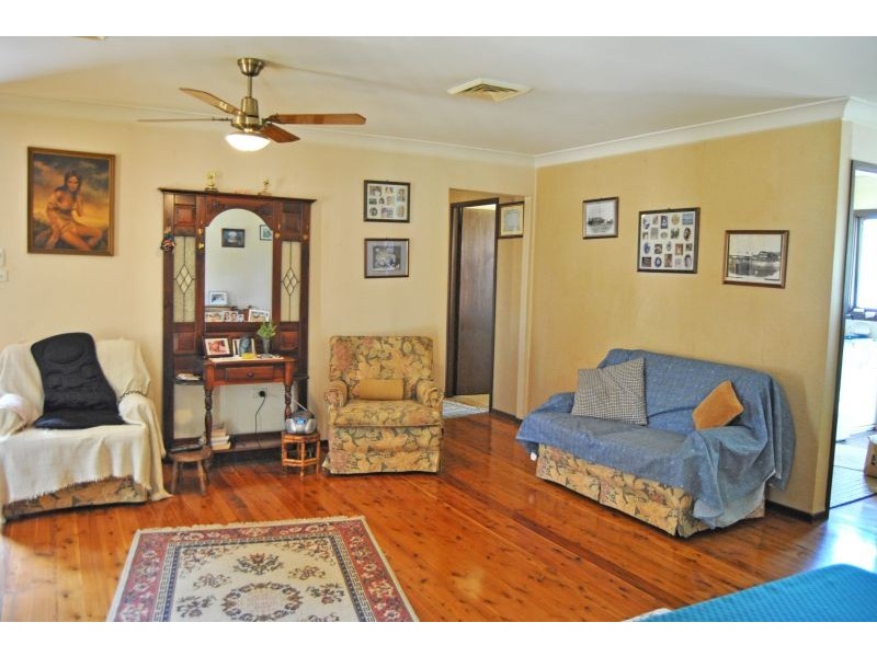 248 Wallarah Road, Kanwal NSW 2259