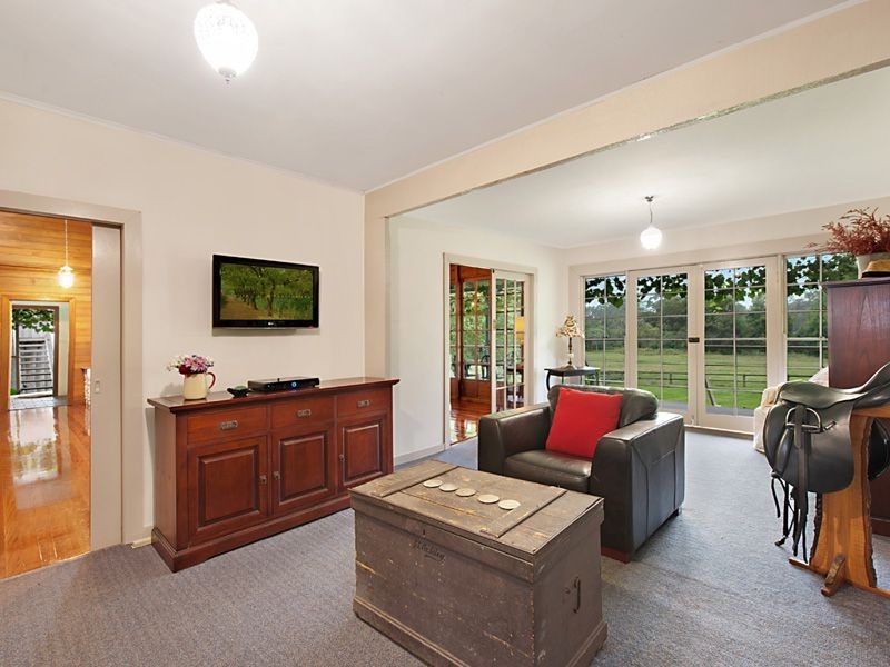 71 Durren Road, Jilliby NSW 2259
