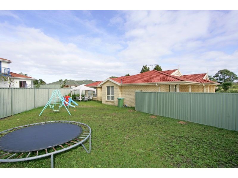 27 Sterling Way, Hamlyn Terrace NSW 2259