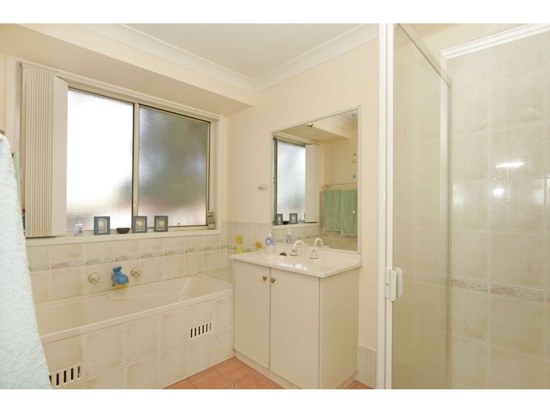 27 Sterling Way, Hamlyn Terrace NSW 2259