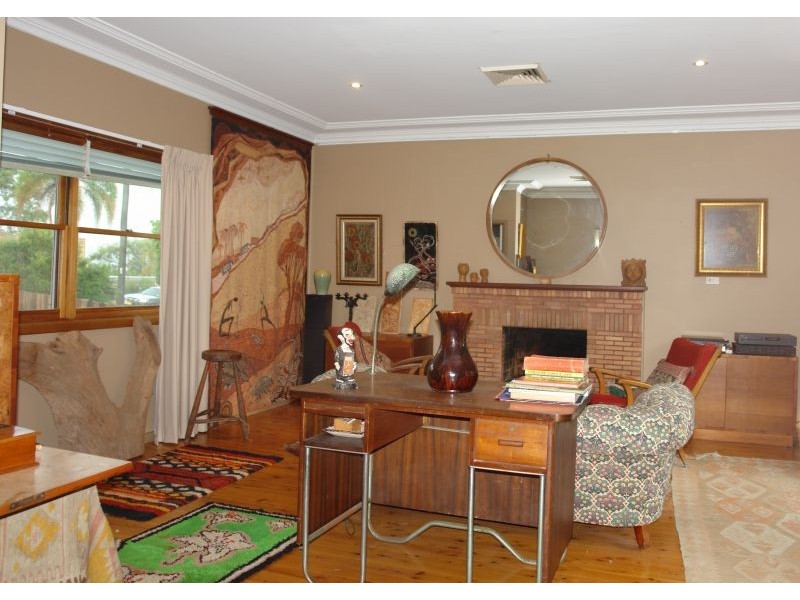 18 North Road, Wyong NSW 2259