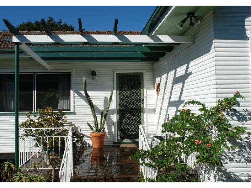 18 North Road, Wyong NSW 2259