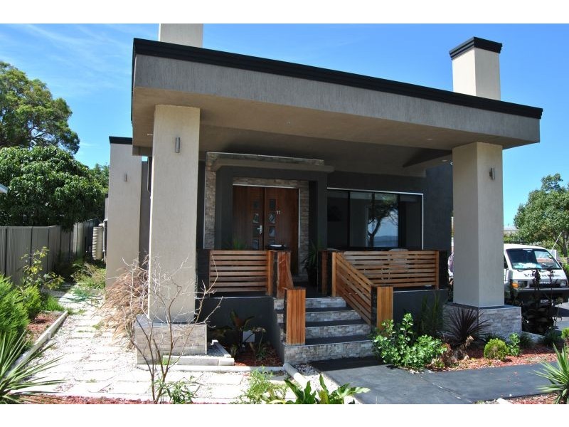 11 Beach Road, Canton Beach NSW 2263