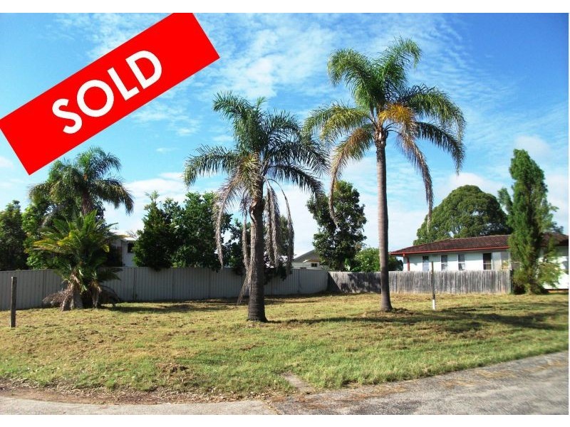 13 Nathan Place, Lake Haven NSW 2263