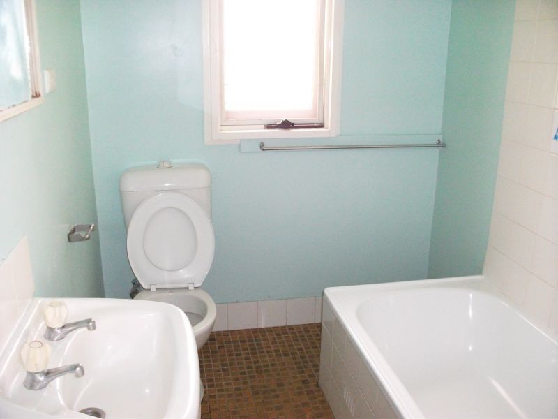 3 Isaacs Close, Watanobbi NSW 2259