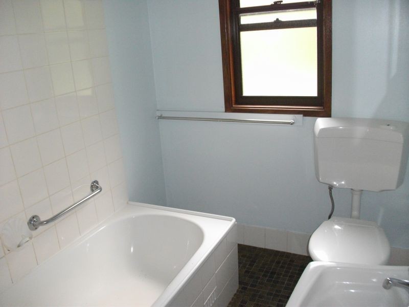 7 Nathan Place, Lake Haven NSW 2263