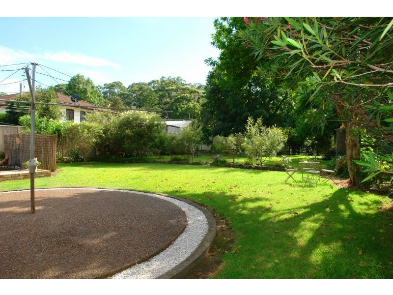 6 Boyce Avenue, Wyong NSW 2259