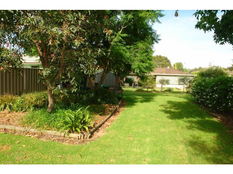 6 Boyce Avenue, Wyong NSW 2259