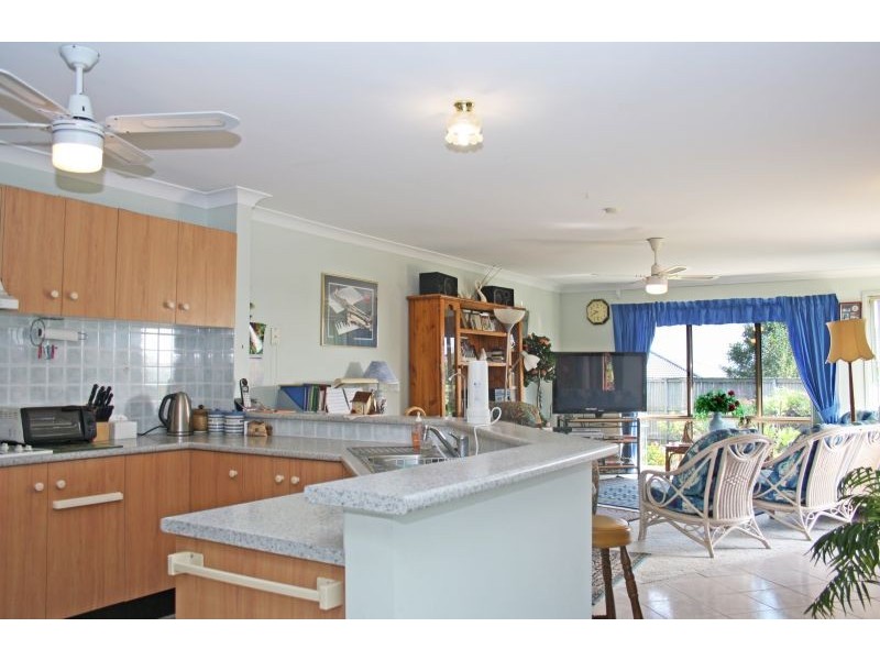 Woongarrah NSW 2259