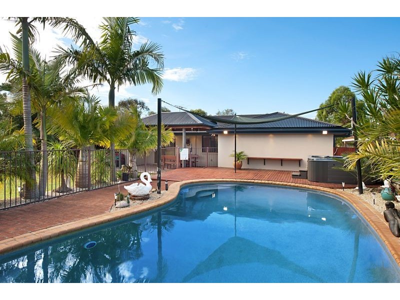 11 Girraween Street, Buff Point NSW 2262